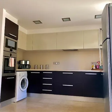 Beau Views Seven Апартаменты *